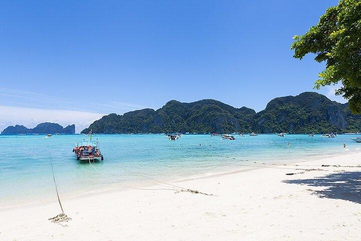 Phi Phi e Bamboo Island de lancha rápida saindo de Phuket