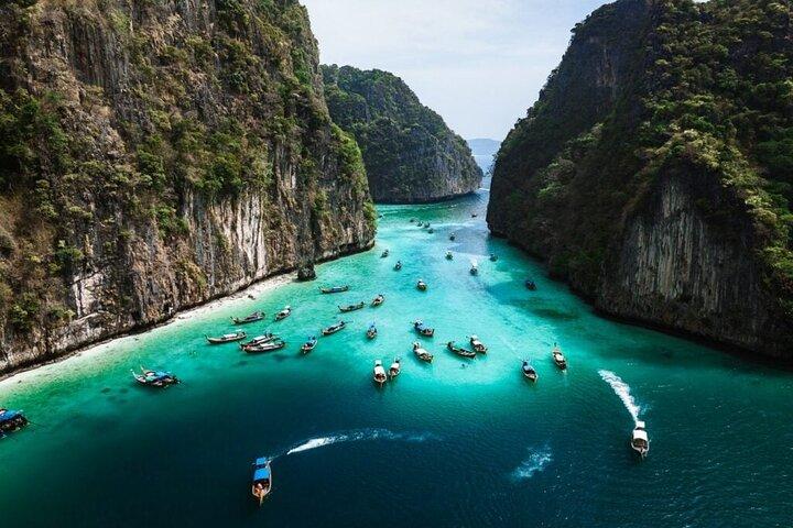 Phi Phi e Bamboo Island de lancha rápida saindo de Phuket