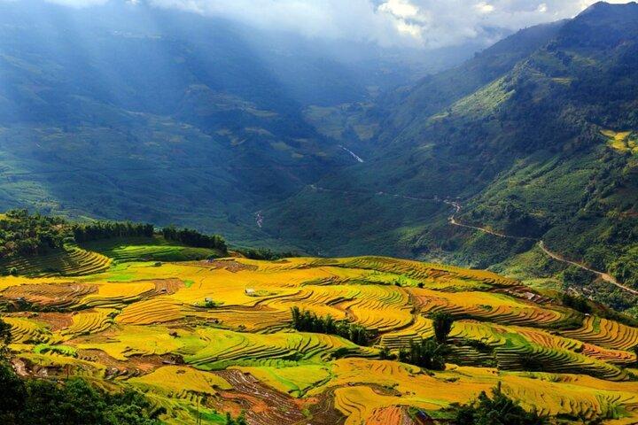 2 Days and 1 Night Trekking Group Tour