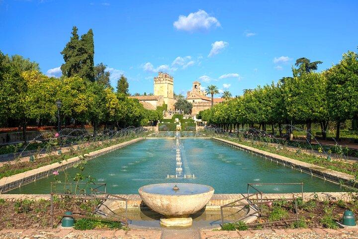 Córdoba: Alcazar Skip the Line Guidad tur