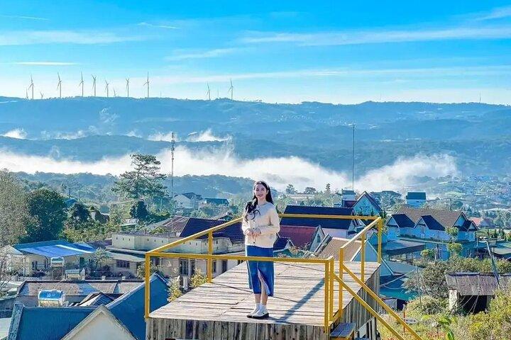 Visite de la chasse aux nuages et de la lueur de l'aube à Da Lat