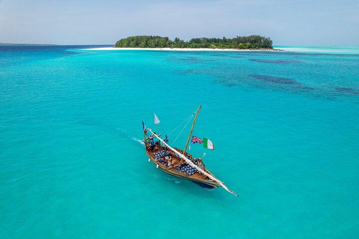 Volledige dag Mnemba Island luxe Dhow in Zanzibar