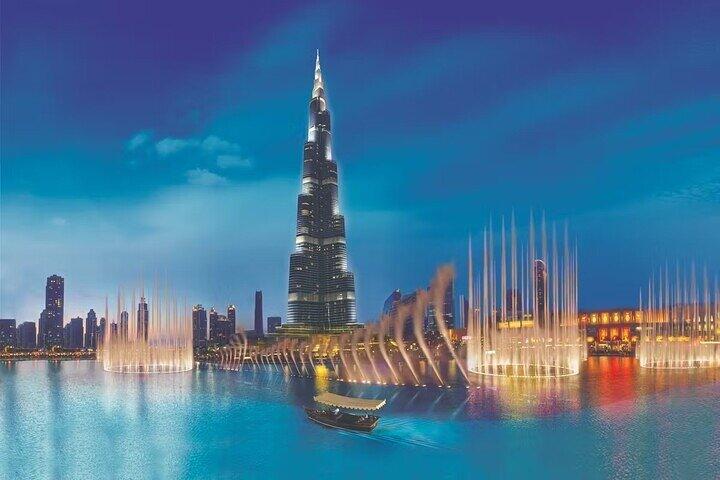 Burj Khalifa At The Top Dubai Aquarium and Underwater Zoo
