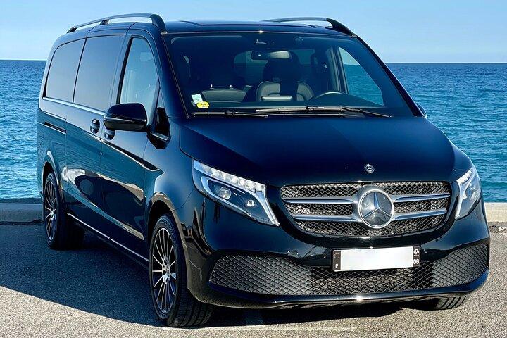 Transfer van haven Civitavecchia naar luchthaven Rome FCO per luxe busje