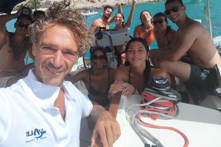 Tour naar de eilanden van de La Maddalena-archipel per zeilboot