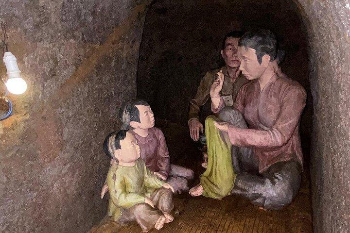 ダナンから非武装地帯までの専用車による往復