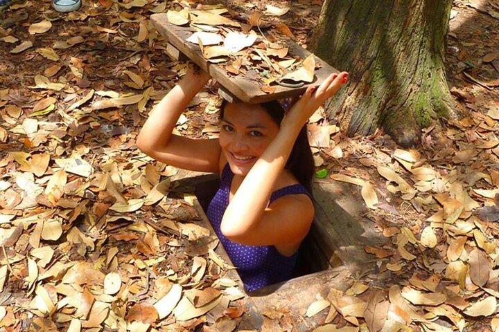 Tour dei tunnel di Cu Chi con PRANZO (Pho)-MENO TURISTICO-Max 7pax
