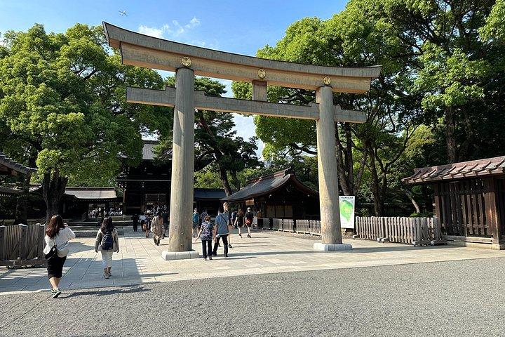 神聖な朝の散歩とブランチ明治神宮