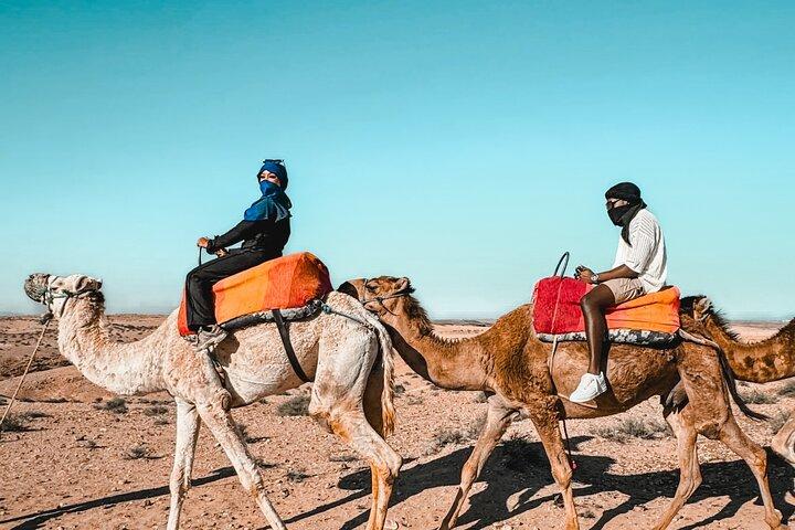 Marrakech Camel Ride og traditionel middag i Agafay-ørkenen