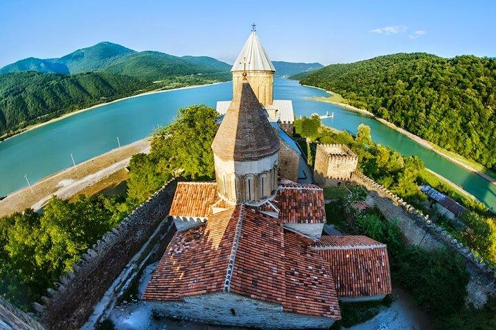 48 uur Georgië Tour bij Tbilisi en het Kaukasusgebergte