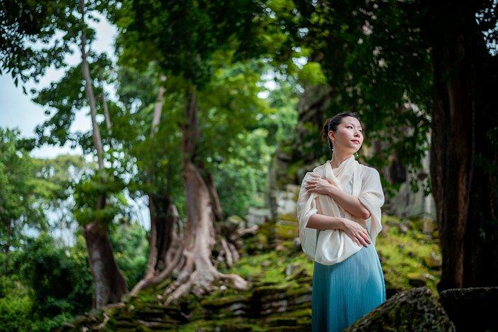 シェムリアップのアンコール遺跡公園でのプロの写真撮影