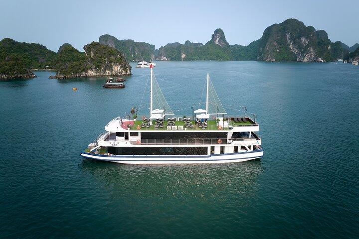 Gratiot Premium Cruise Elegant Heldags Halong-flykt