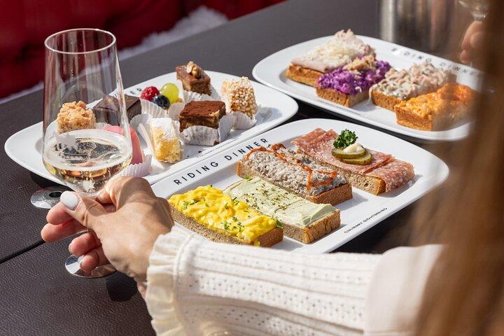 Giro in carrozza trainata da cavalli a Vienna con spumante e cibo