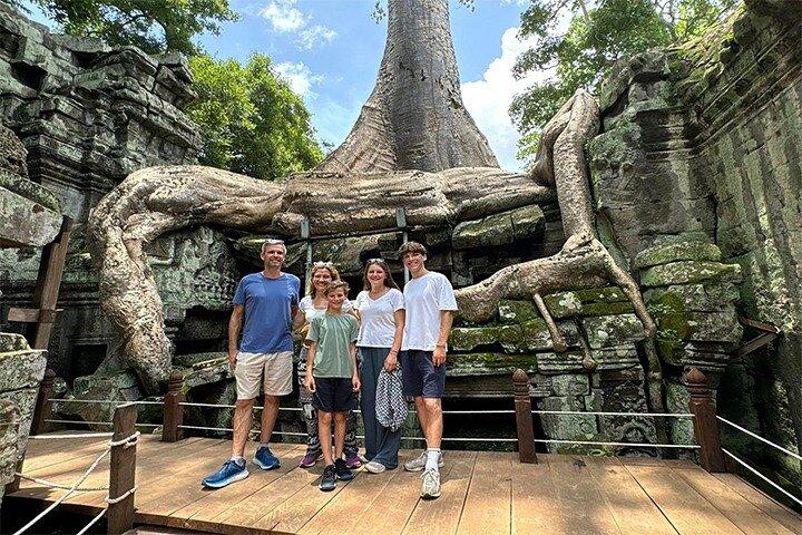 Angkor Wat Sunset Tour -Join-In-Tour With Lunch