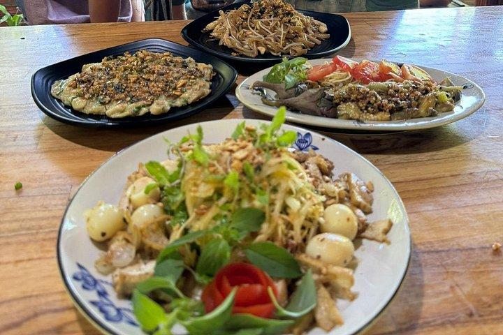 ホイアン料理教室(マーケット,バスケットボートカニ釣り&料理教室)