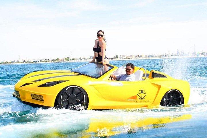 Experiencia de coche de reacción en Dubai con vistas al Burj Al Arab