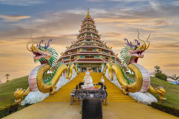 Chiang Mai to Chiang Rai Visit the White, Blue, and Red Temples