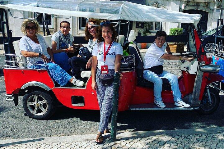 Lisbon: Private Tuk Tuk at your demand