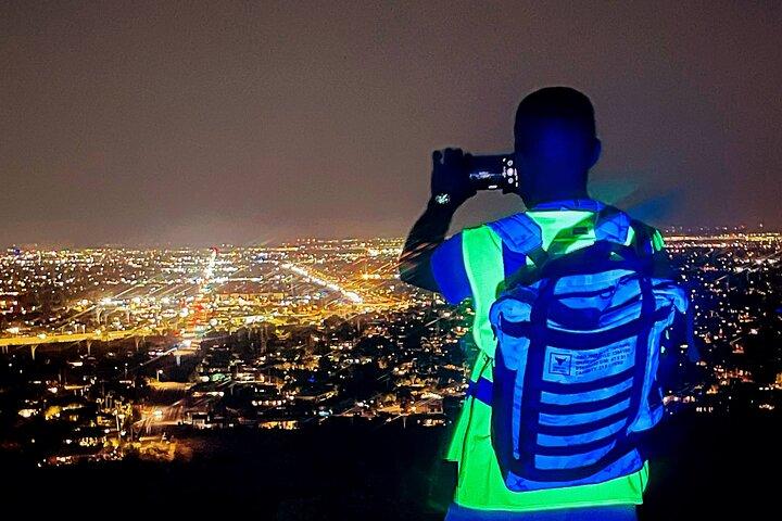 Caminata nocturna por la reserva de las montañas Phoenix