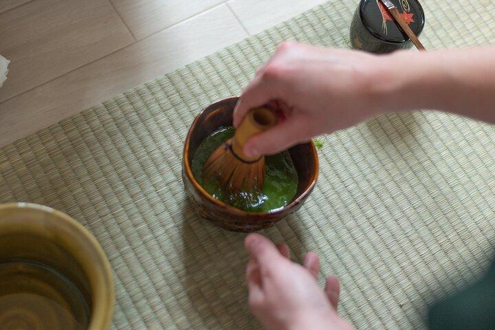 大阪で茶道を学び、抹茶茶碗を作りましょう