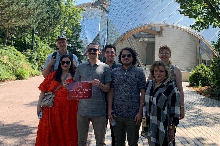 Louis Vuitton Foundation Exterior Walking Tour und Premium-Eintritt