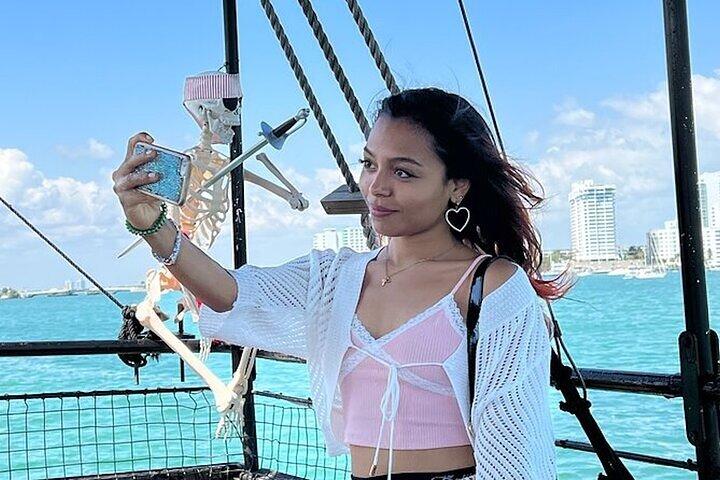 Miami Piratenboottour : Skyline & Celebrity Homes
