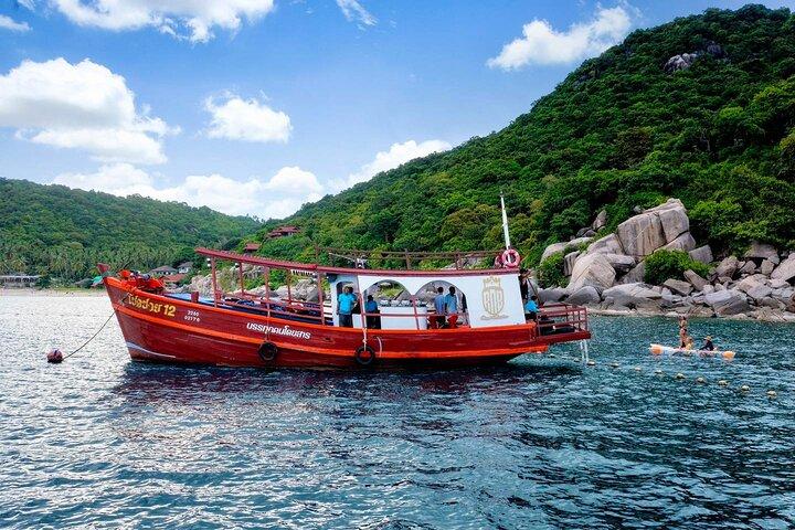 Koh Tao’s Top Snorkeling Spots by Vintage Wooden Boat