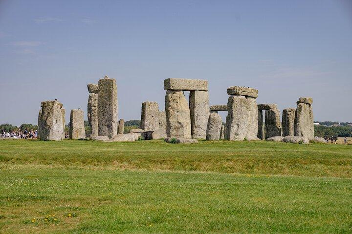 Transfert de croisière privée de Southampton au départ de Londres via Stonehenge.