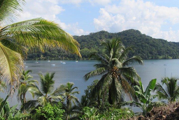 Caribbean Gems: Privat tur til Portobelo og Mamey Island