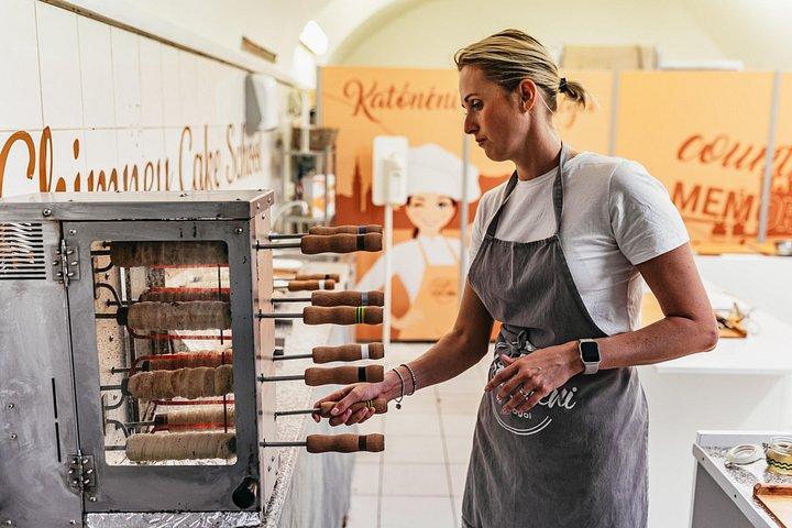Chimney Cake Workshop Budapest Downtown - Kürtőskalács Class