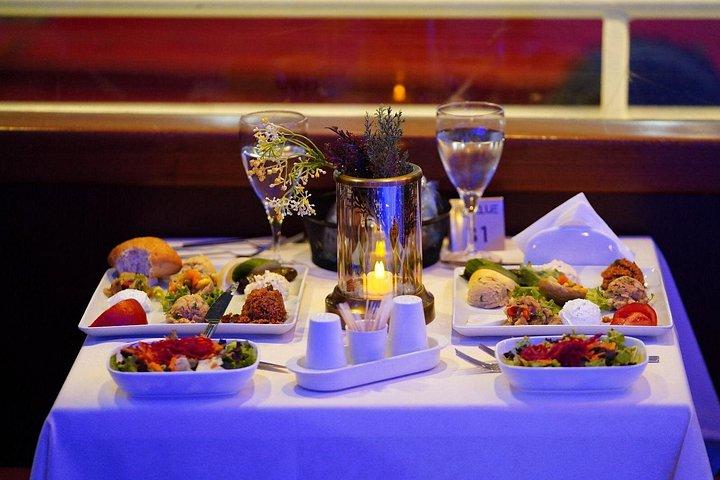 Luksus middag krydstogt i Istanbul Bosphorus