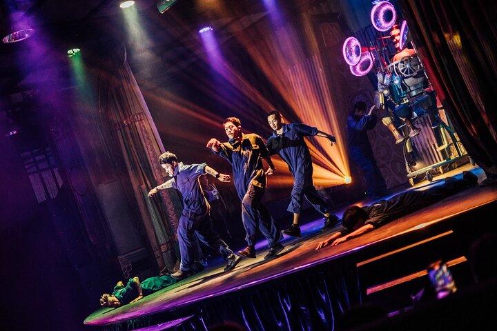 Junkyard Theatre Phuket: Mercredi-Même Même Mais Différent
