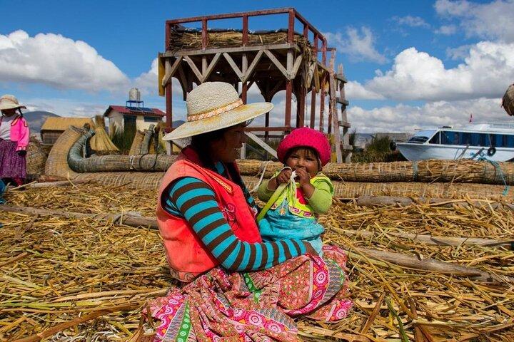 Halve dagtour naar het drijvende eiland Uros