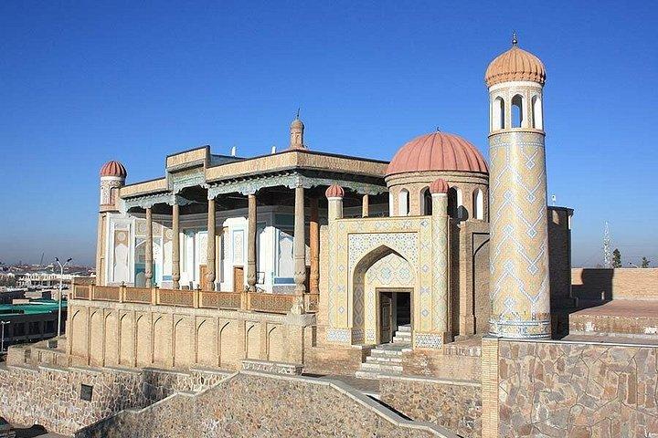 Eine Stadtrundfahrt durch Samarkand: Die Perle des Ostens