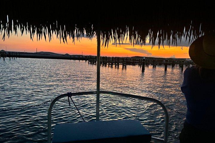 Hoteller i nærheden af Tikis- Sunset Cruise 1.5hr