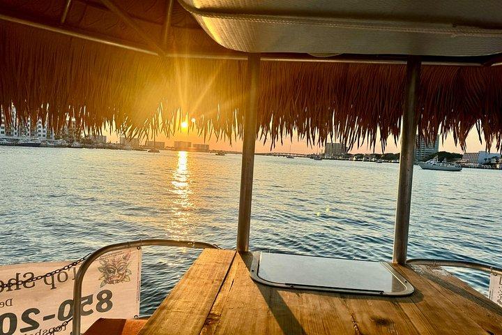 Hoteller i nærheden af Tikis- Sunset Cruise 1.5hr