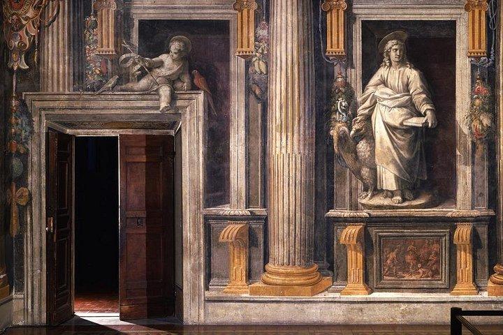 Vatican Museum Sistine Chapel & St Peter Early Entry Private Tour