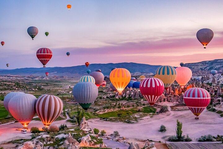 Heißluftballonfahrt in Kappadokien in Göreme