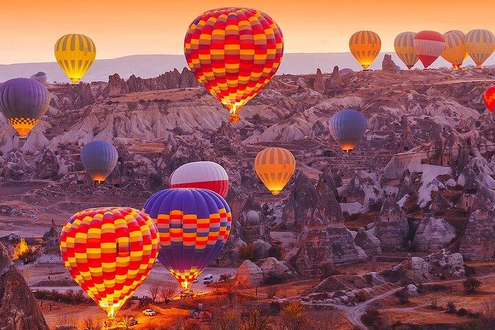 Heißluftballonfahrt in Kappadokien in Göreme
