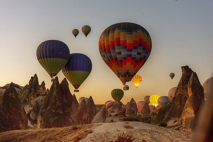 Heißluftballonfahrt in Kappadokien in Göreme