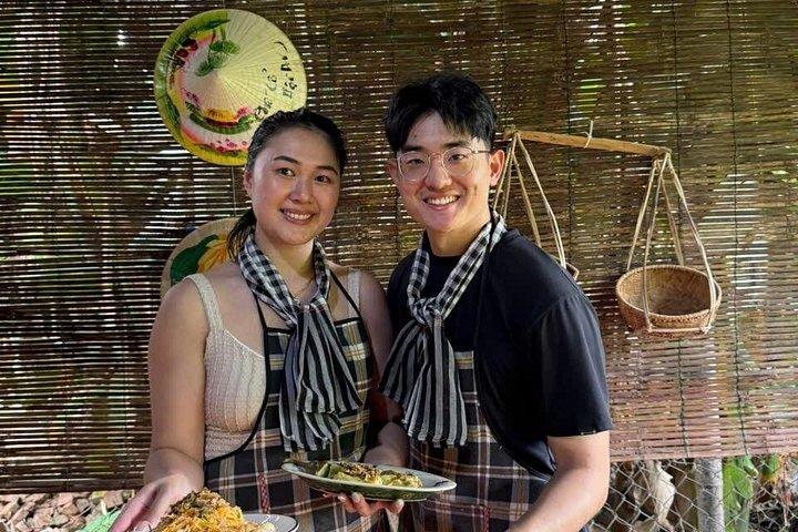 チャークエ野菜村、ハーブカクテル＆ホイアン料理教室