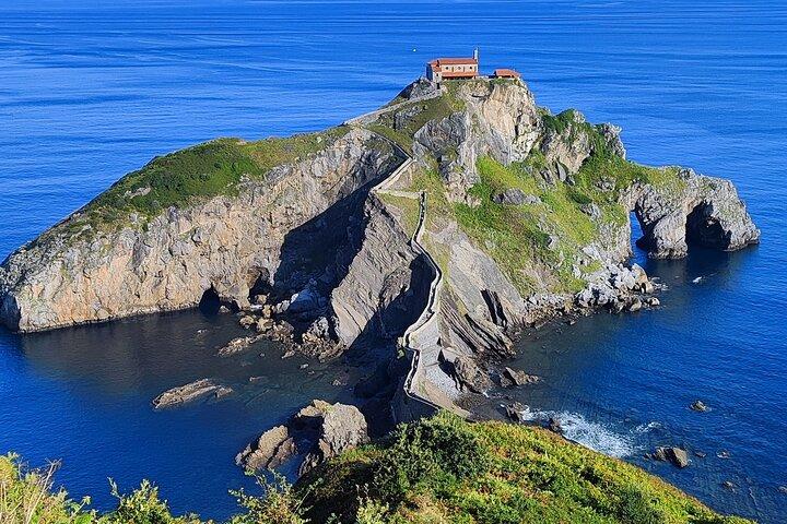 Privat tur Gaztelugatxe, Gernika og Flysch med frokost