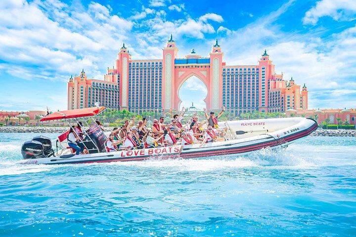ドバイ スピードボート ツアー : JBR スカイライン、アトランティス、ブルジュ アルアラブ (オプション)