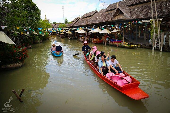 Scopri il mercato galleggiante di Pattaya