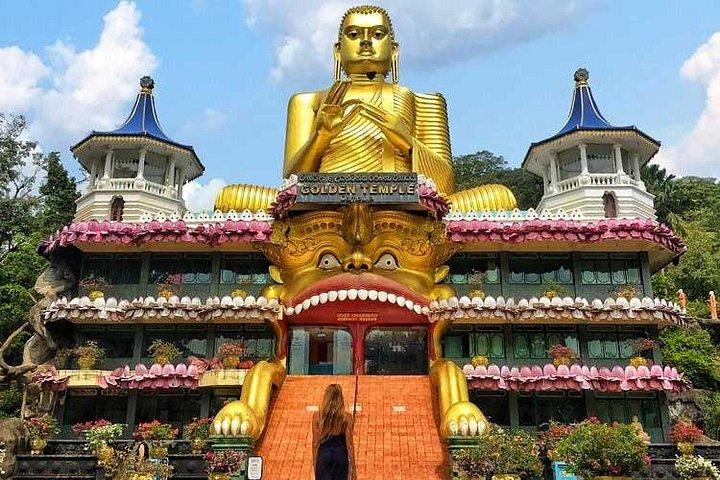キャンディとシギリヤ・ダンブッラとポロンナルワ日帰り旅行