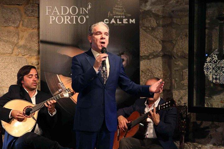 ポルト：カーレム・セラーツアー、ライブ・ファドショー、ワインテイスティング