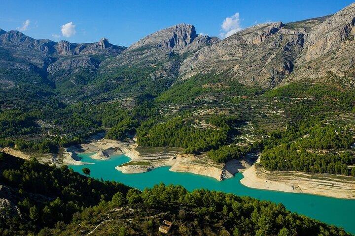 Excursión de un día a Guadalest y Altea desde Alicante o Benidorm