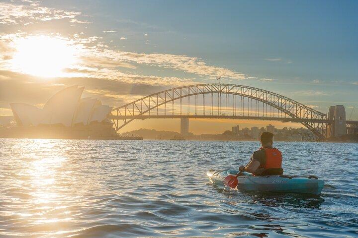 Passeio de caiaque iluminado por LED em Sydney pela Ópera e Ponte