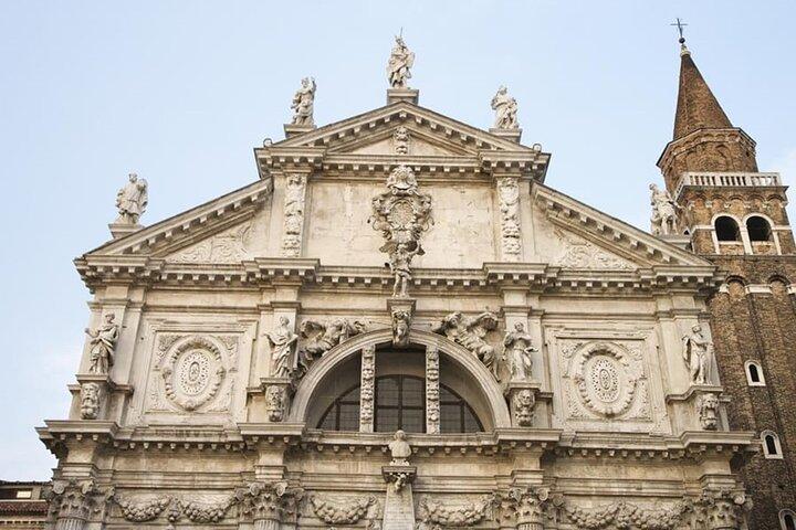 Venice: Hidden Gems Walking Tour with a Local Guide