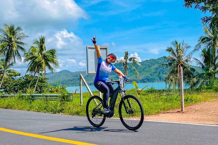 Visite en vélo électrique d'une côte à l'autre de Phuket
